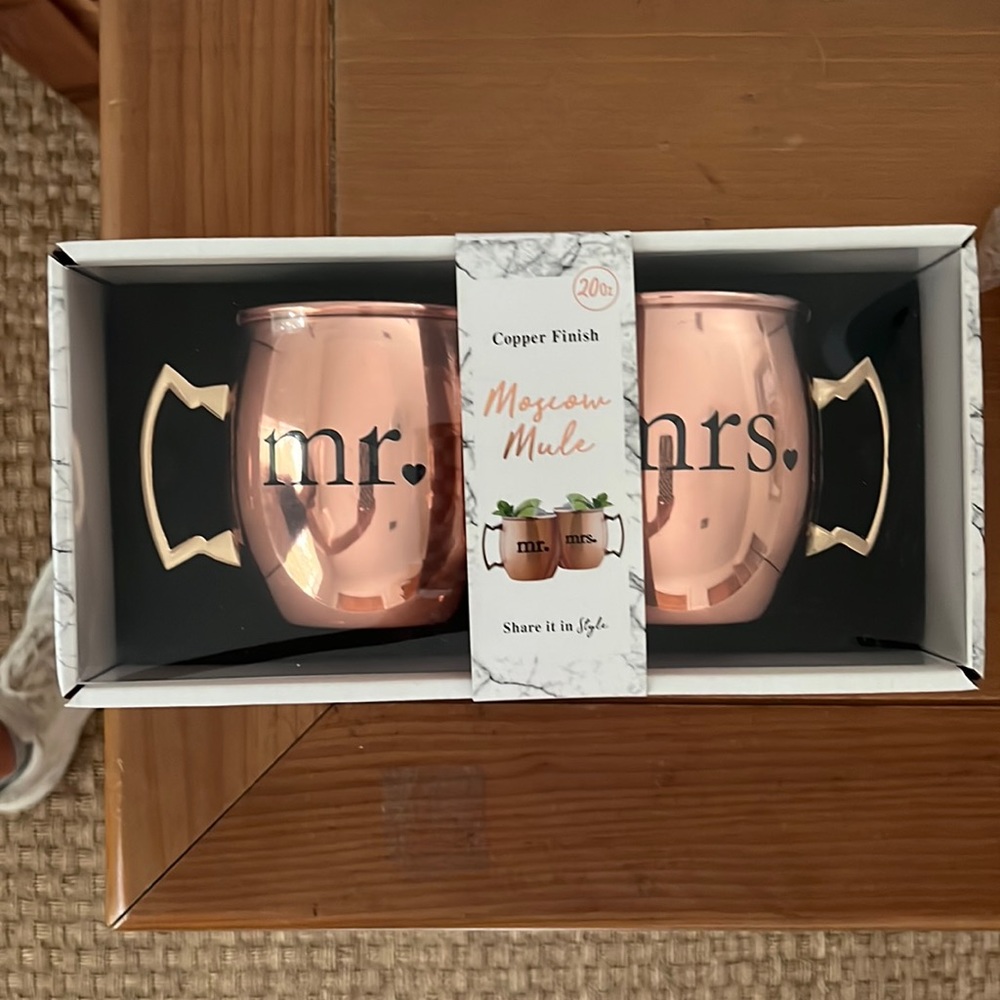 NEW Moscow Mule Mugs Mr & Mrs